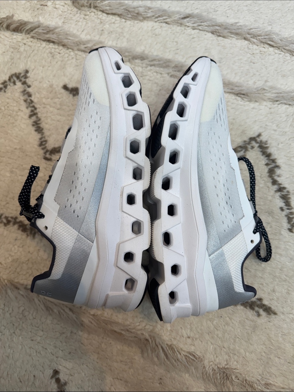On Cloudmonster Running Sneakers - Picture 4 of 7